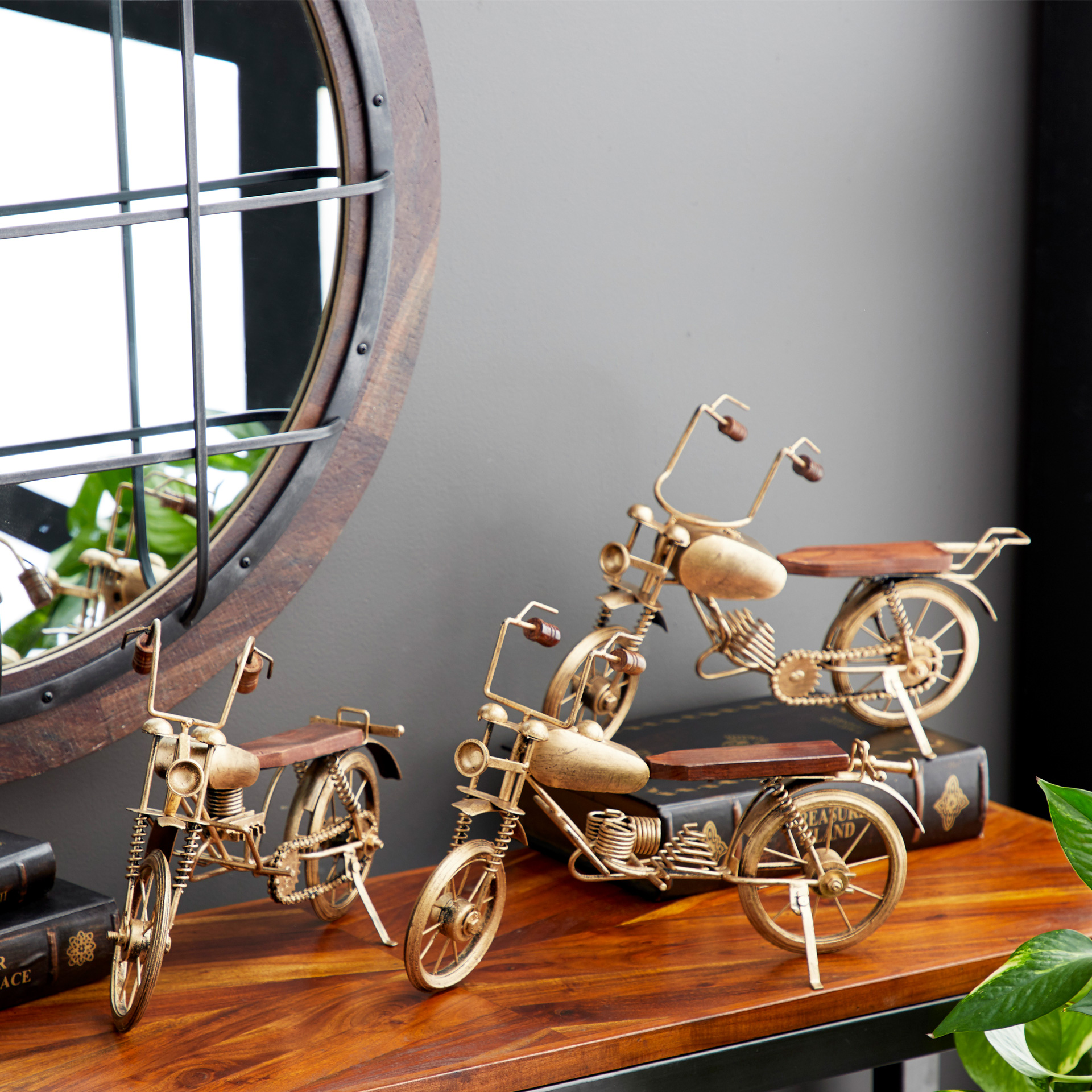 <small>Escultura</small> <br><b>Motocicleta</b> - Imagen 5