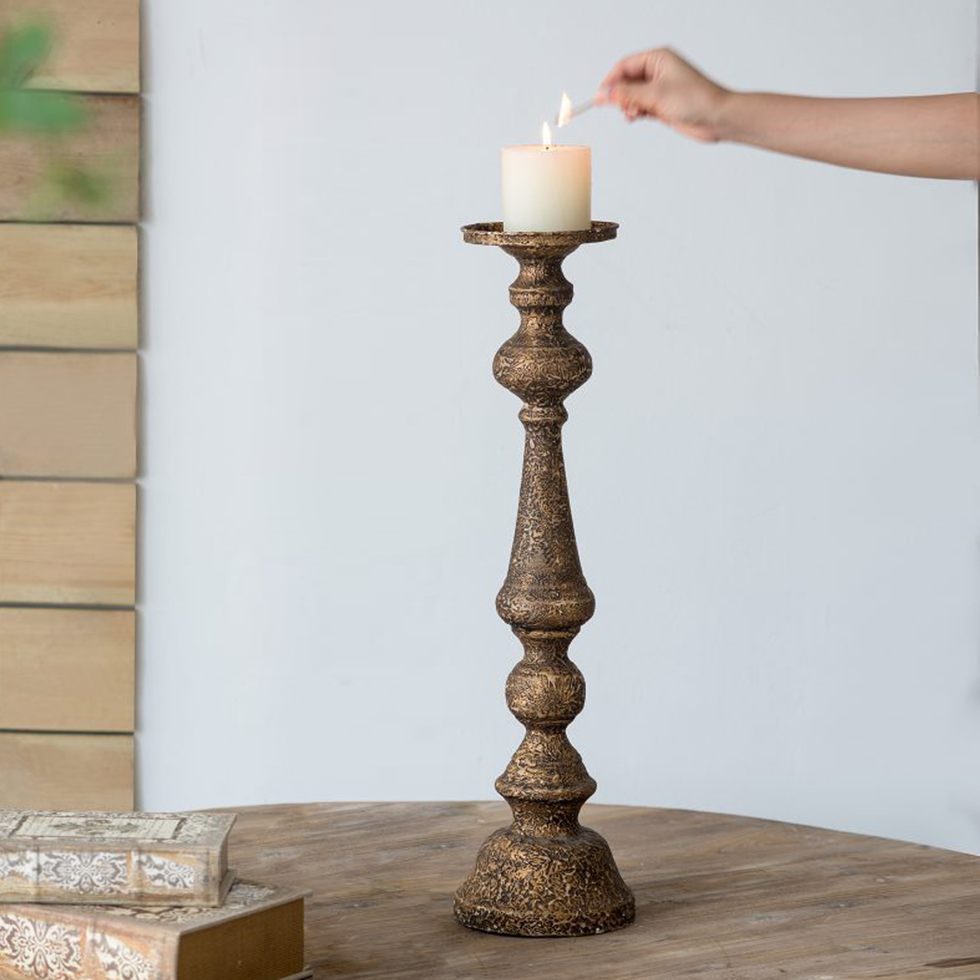 <small>Candelabro</small> <br><b>Alastair</b> - Imagen 6
