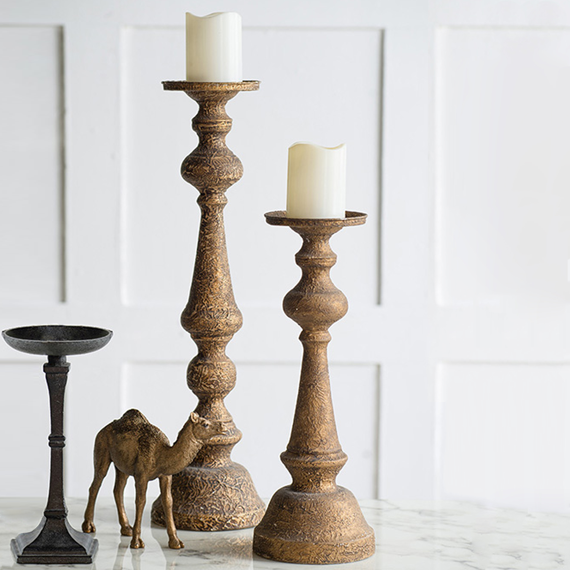 <small>Candelabro</small> <br><b>Alastair</b> - Imagen 5
