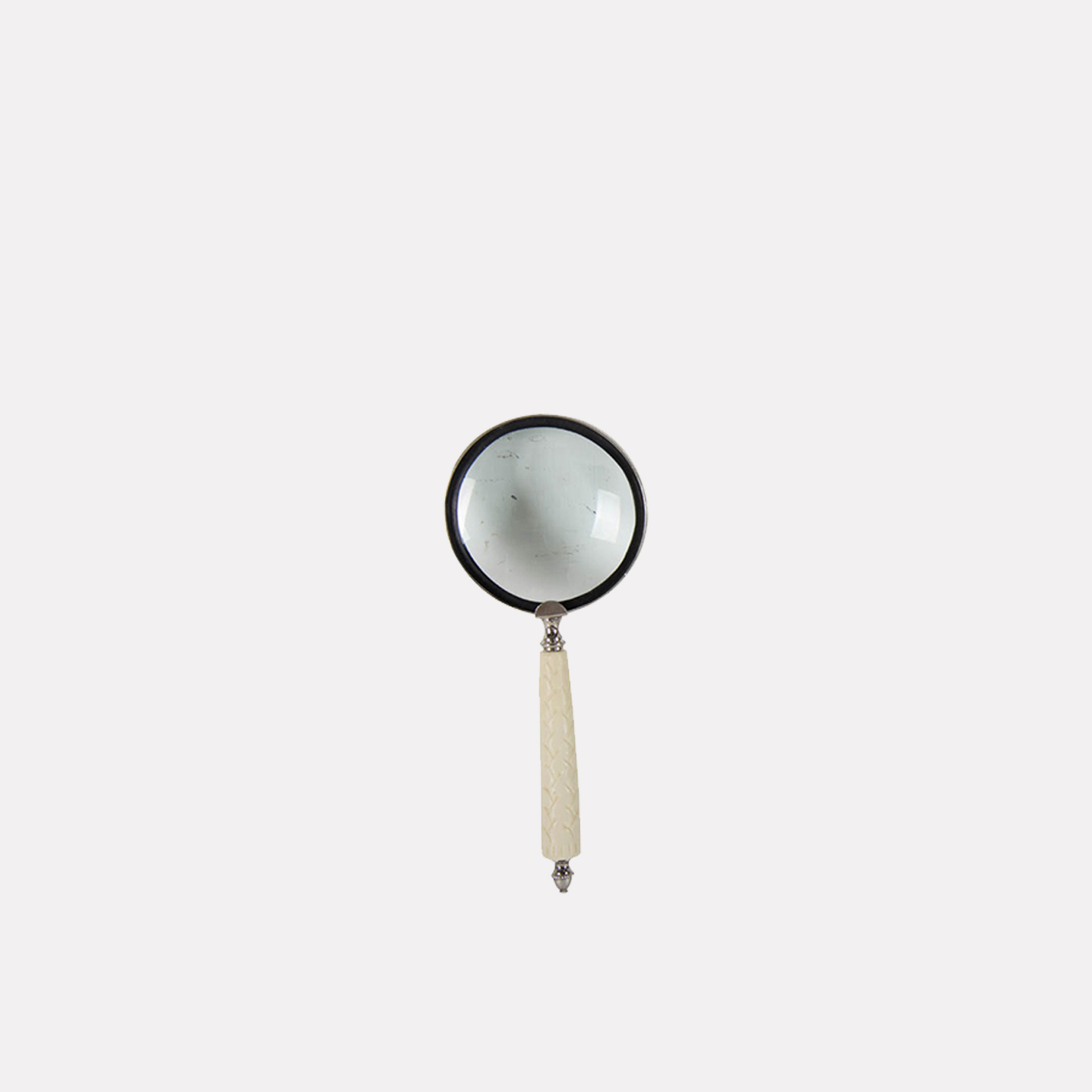 <small>Lupa</small> <br><b>Glass</b>