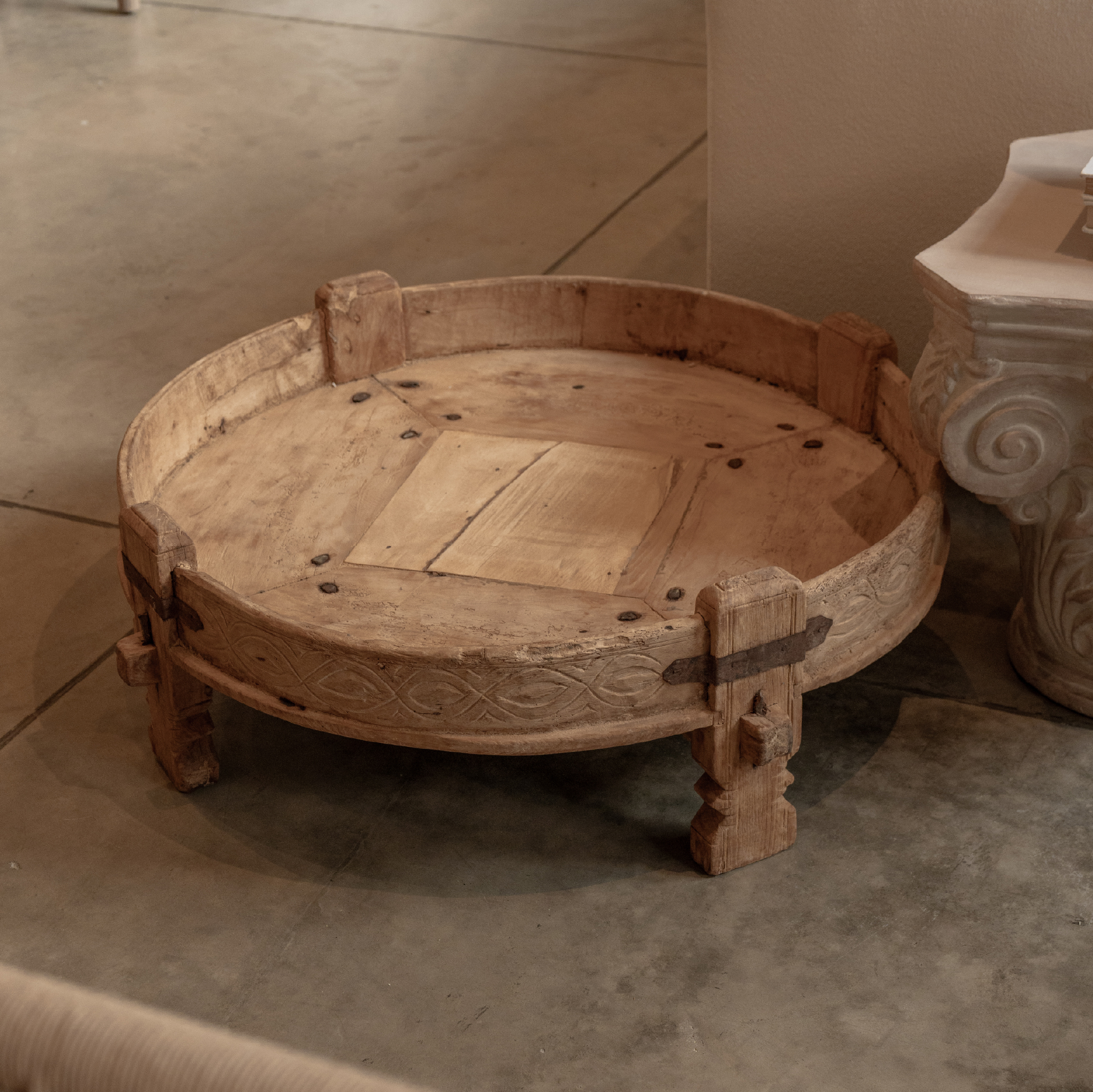 Mesa Molienda Tallada - Imagen 2